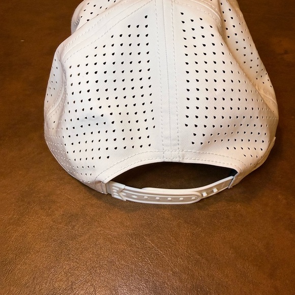 Melin Odyssey Stacked Hydro White Hat(XL) - Picture 4 of 8